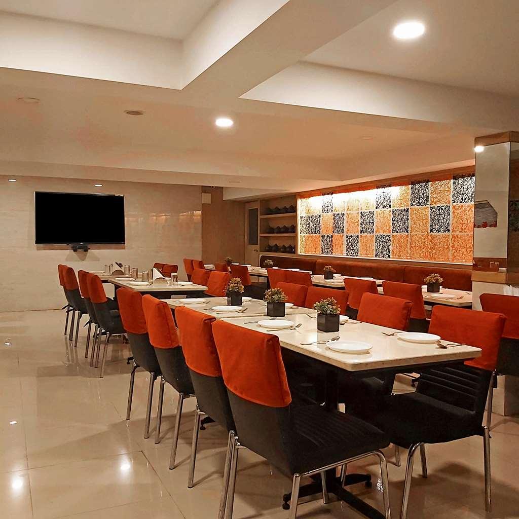 Quality Inn Mint Πούνε Εξωτερικό φωτογραφία